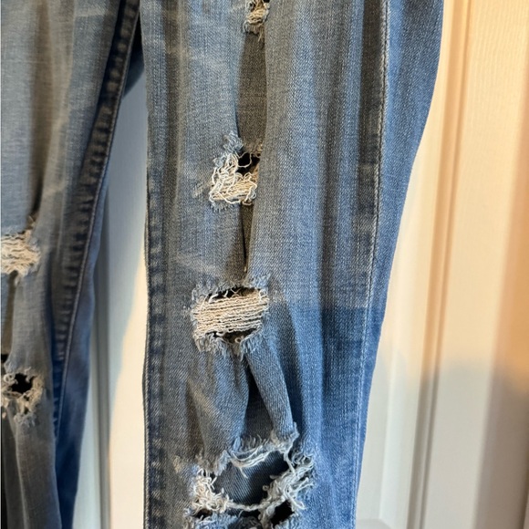 Abercrombie & Fitch Low Rise Ankle Jeans - Picture 4 of 7